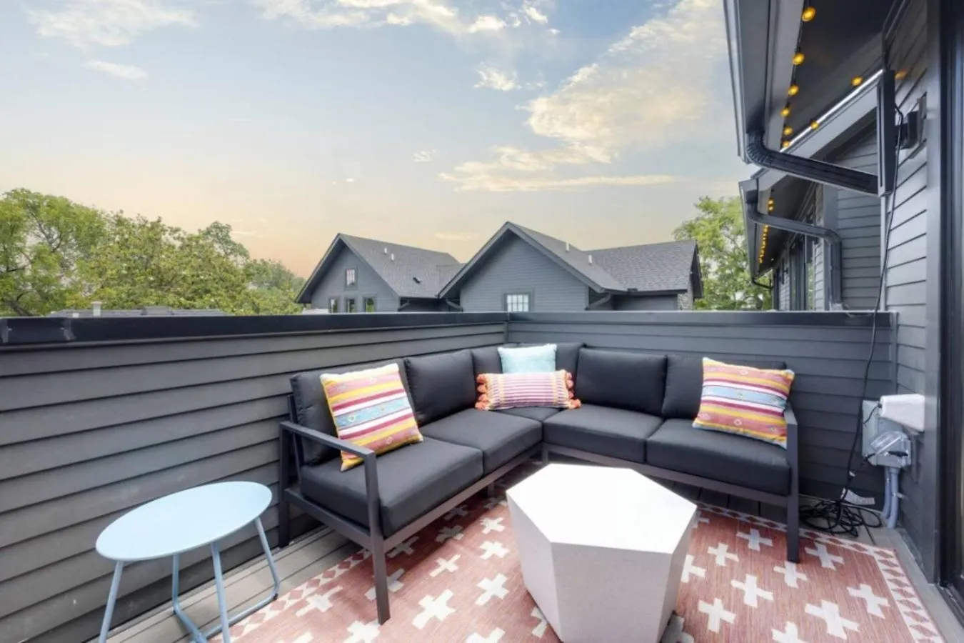 Music Row Country Retreat Balcony And Hot Tub Villa Nashville